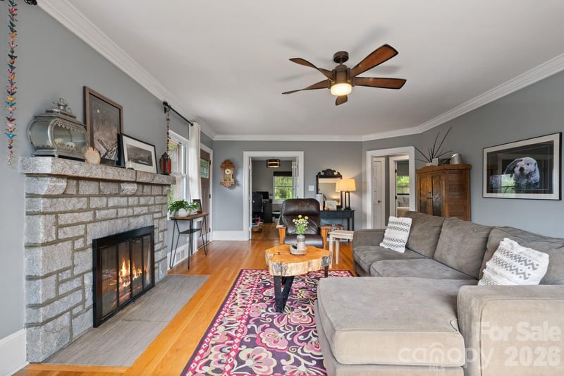 348 Beaucatcher Rd, Asheville, NC 28805