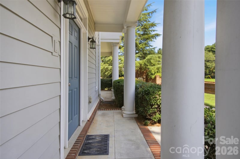 1056 The Glen St, Statesville, NC 28677