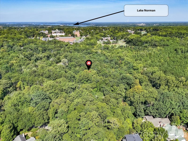 1233 Grey Rd, Davidson, NC 28036