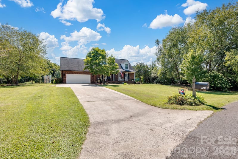 126 Fox Fire Rn, Gastonia, NC 28052