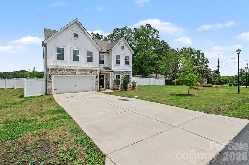 2334 Waverly Dr, Monroe, NC 28112