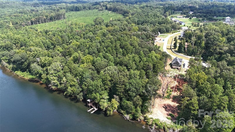 152 Slate Dr, Statesville, NC 28625