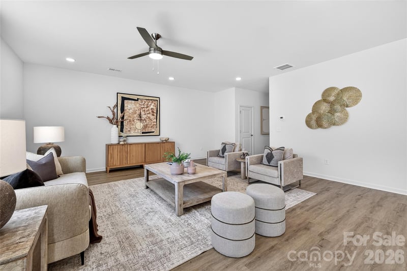 1033 Rodey Ave, Charlotte, NC 28206