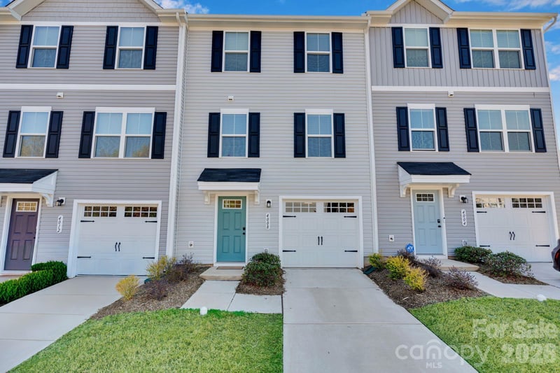4008 Haldane St, Charlotte, NC 28214