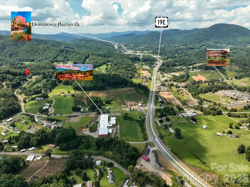 299 Mcdowell Ln, Burnsville, NC 28714