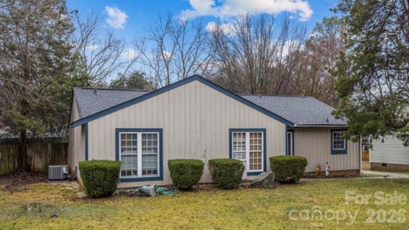 11413 Moonridge Dr, Charlotte, NC 28226