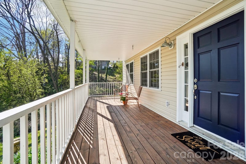 153 Hudson St, Asheville, NC 28806