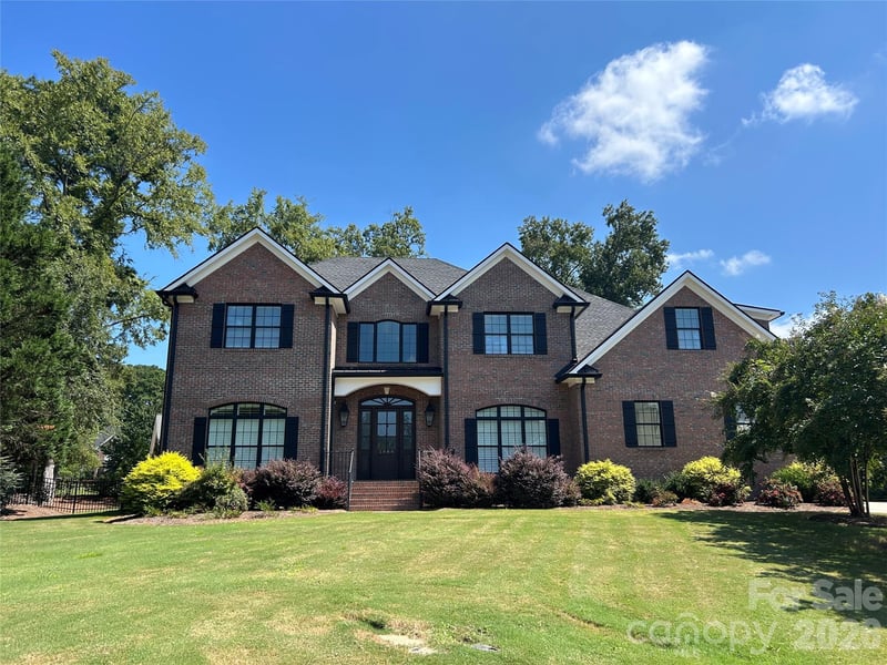 1686 Nestledown Ct, Rock Hill, SC 29732