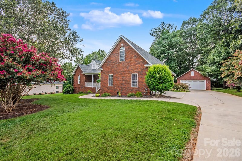 204 Seven Springs Loop, Statesville, NC 28625