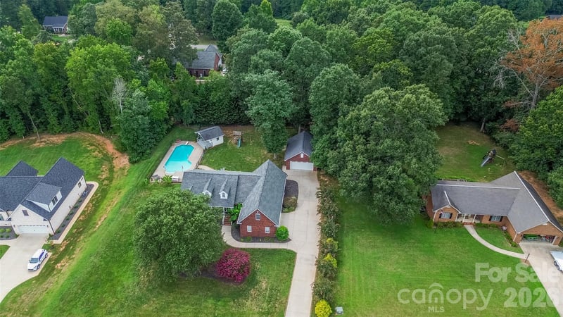 204 Seven Springs Loop, Statesville, NC 28625