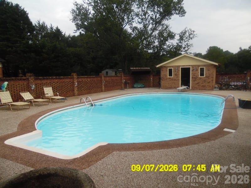 2525 Teague St, Lincolnton, NC 28092