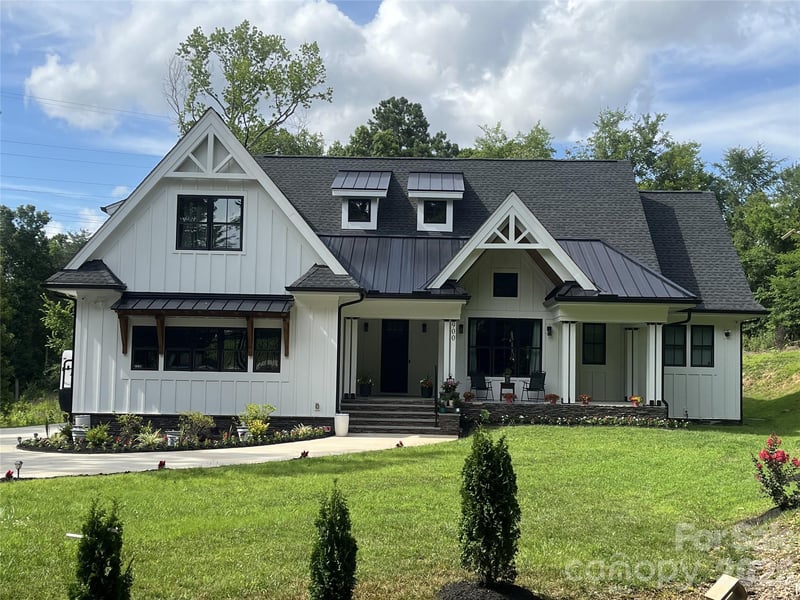 900 Houston Heights Rd, Charlotte, NC 28262