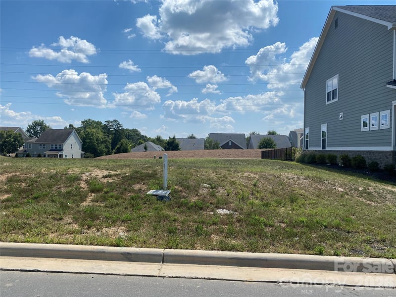 19052 Newburg Hill Rd, Davidson, NC 28036