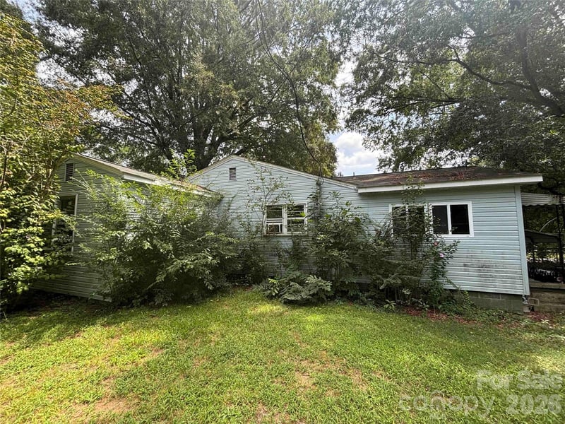 2721 Puritan St, Gastonia, NC 28052