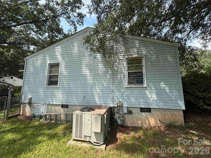 2721 Puritan St, Gastonia, NC 28052