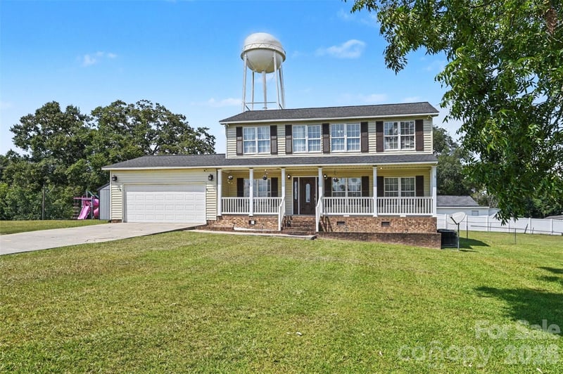 204 Rowland Ave, Heath Springs, SC 29058