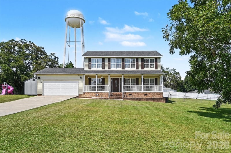 204 Rowland Ave, Heath Springs, SC 29058