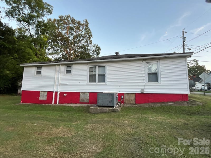 900 Alma Ave, Kannapolis, NC 28081