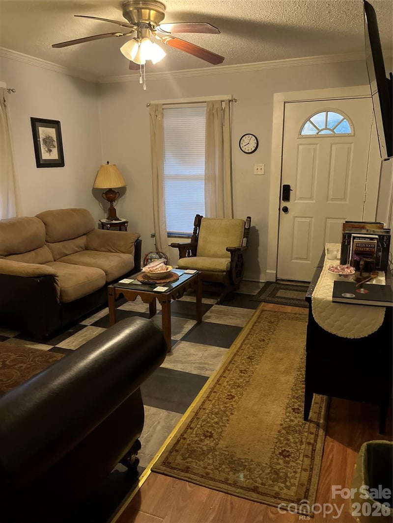 900 Alma Ave, Kannapolis, NC 28081