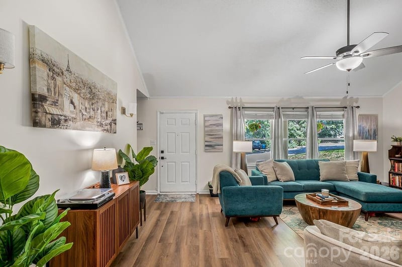 309 Treeline Dr, Belmont, NC 28012
