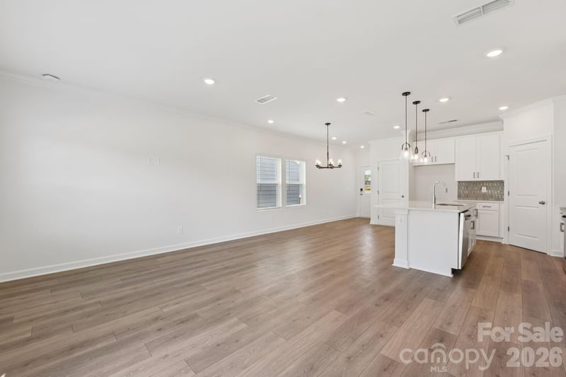 8236 Hidden Springs Trl, Charlotte, NC 28216