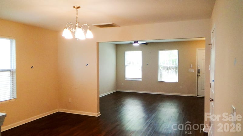 10738 Derryrush Dr, Charlotte, NC 28213