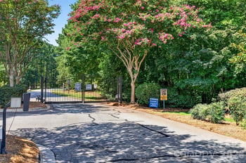 6653 Goose Point Dr #158, Denver, NC 28037