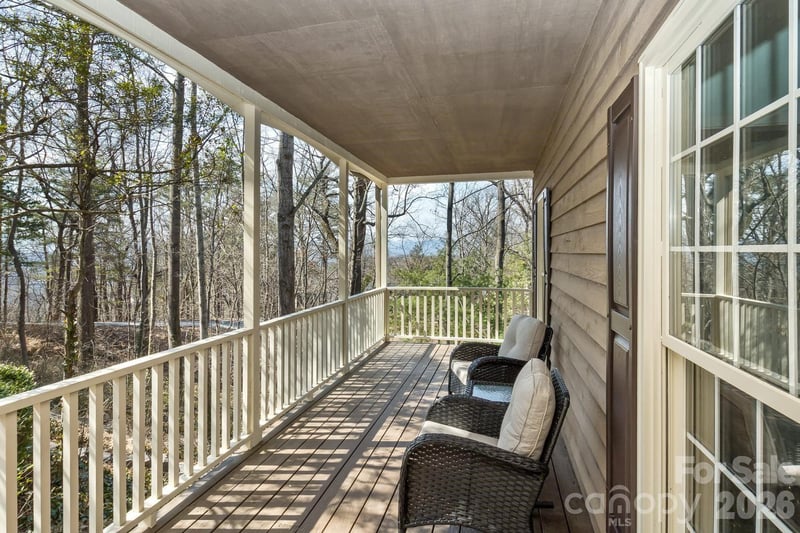 111 Sunny Ridge Dr, Asheville, NC 28804
