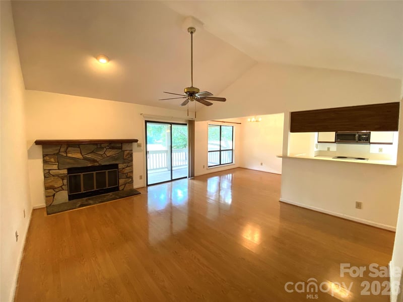 7962 Greenside Ct, Charlotte, NC 28277