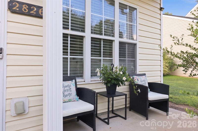 2826 Mayer House Ct, Charlotte, NC 28214