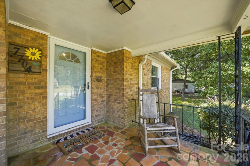 7704 Otts Cir, Stanley, NC 28164