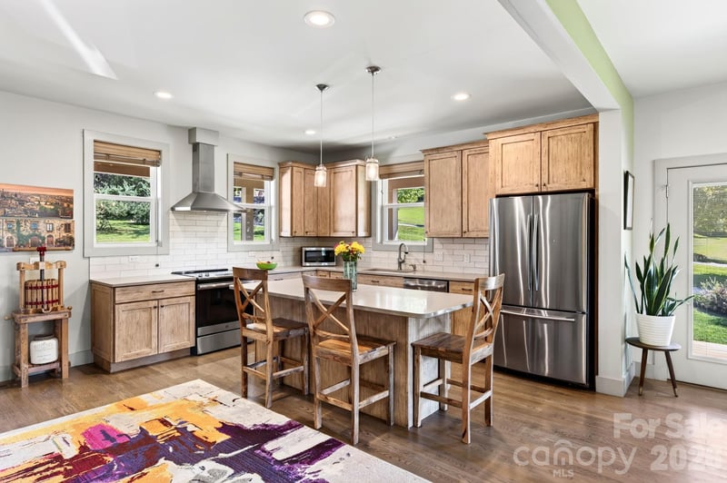8 W Haven Ln, Arden, NC 28704