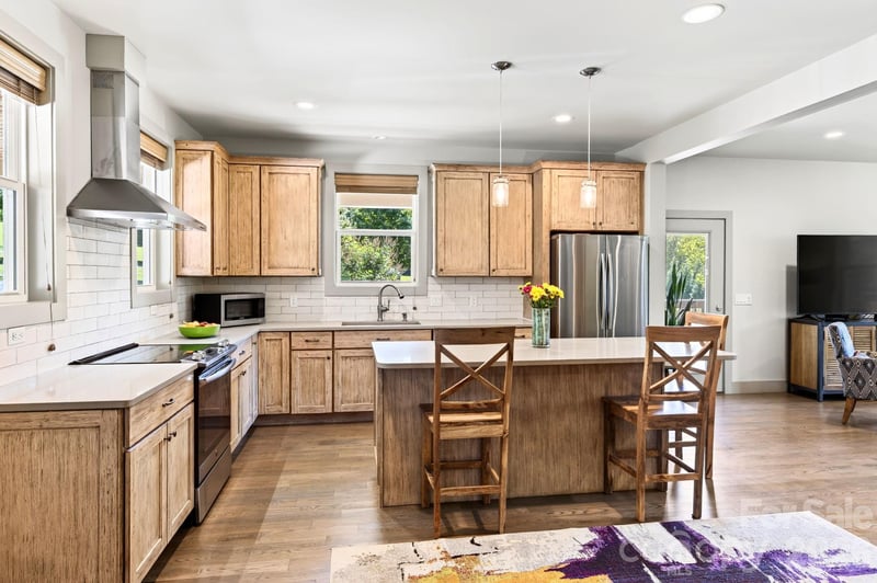 8 W Haven Ln, Arden, NC 28704