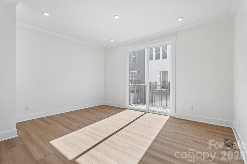 3704 S Tryon St, Charlotte, NC 28217