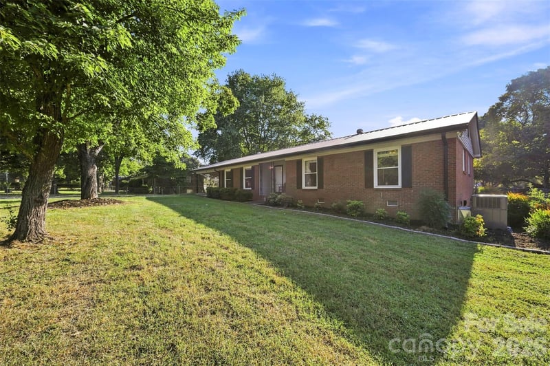 2061 Somerdale Rd, Rock Hill, SC 29732
