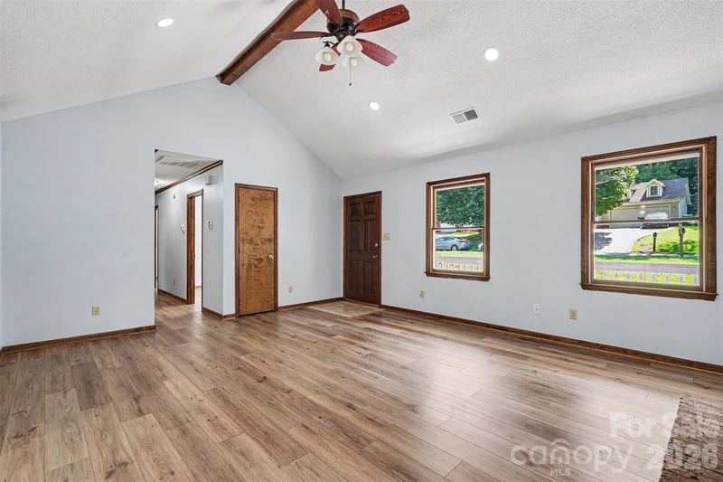 7225 Mcteal Pl, Charlotte, NC 28262