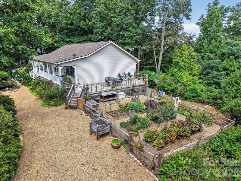 44 - 50 Autumn View Dr, Hendersonville, NC 28792