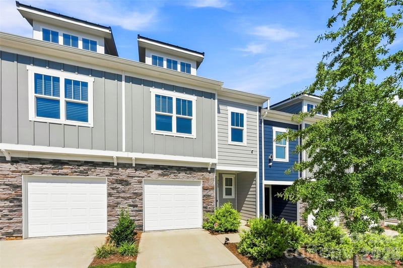 2629 Ruby Dixon Crossing Dr, Gastonia, NC 28056