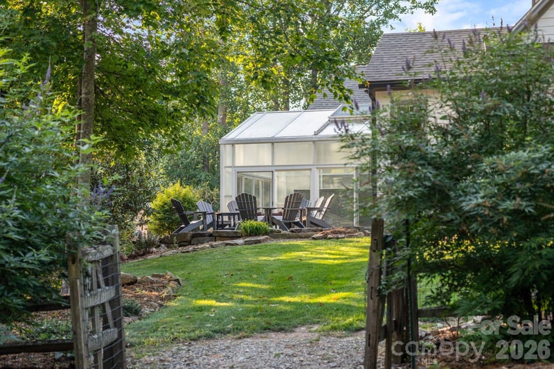 1 Orchid Ln, Asheville, NC 28803