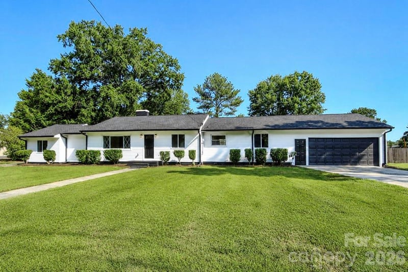 300 King St, Monroe, NC 28110