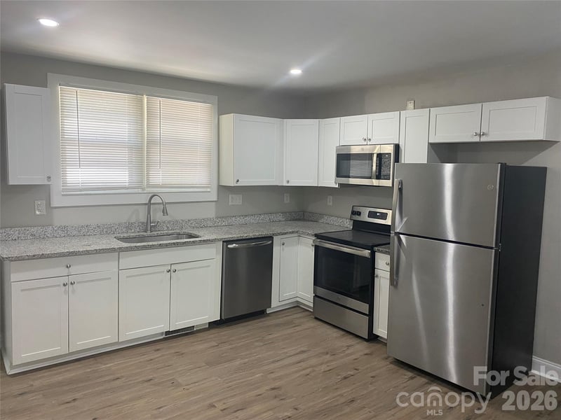 316 S Ransom St, Gastonia, NC 28052