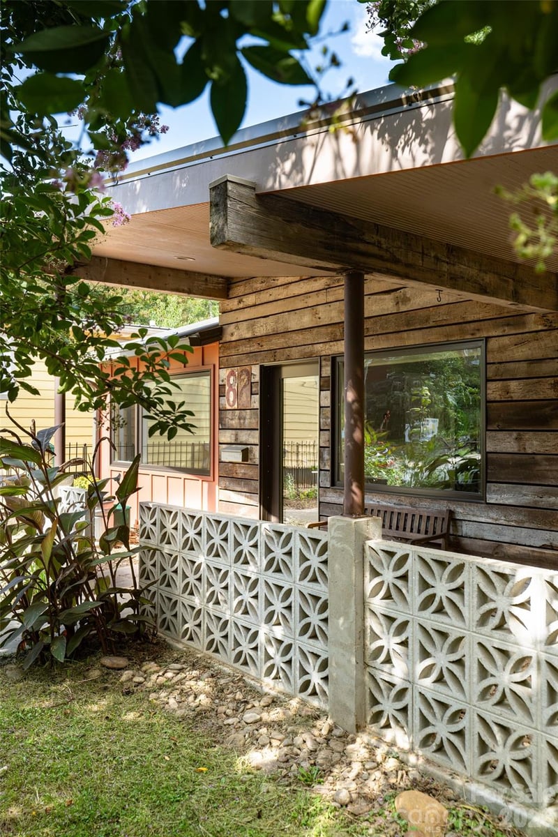 82 Mount Clare Ave, Asheville, NC 28801