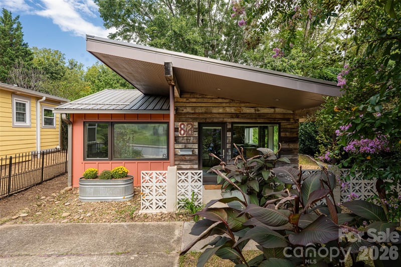 82 Mount Clare Ave, Asheville, NC 28801