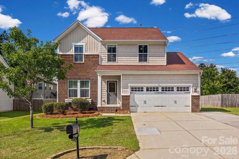3011 Rhododendron Pl, Lake Wylie, SC 29710