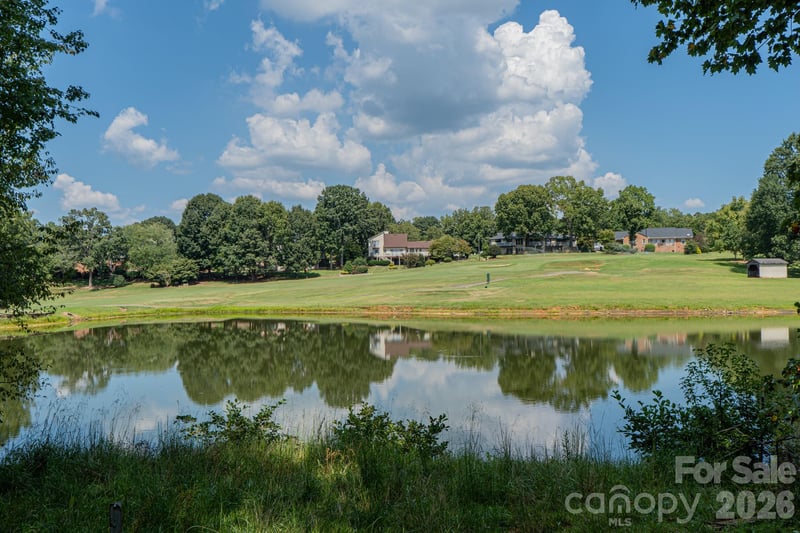 1074 Country Club Dr, Cherryville, NC 28021