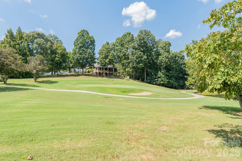 1074 Country Club Dr, Cherryville, NC 28021
