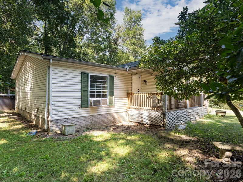 26 Audrey Ln, Asheville, NC 28806