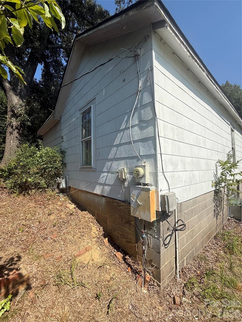 1516 N Aspen St, Lincolnton, NC 28092