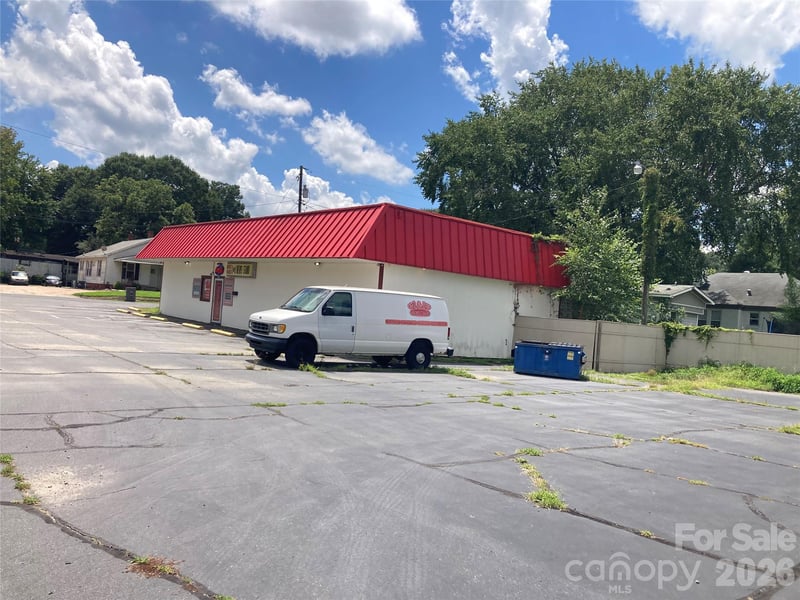 1201 N Cannon Blvd, Kannapolis, NC 28082
