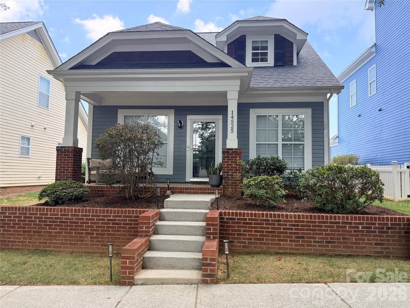 14525 Holly Springs Dr, Huntersville, NC 28078